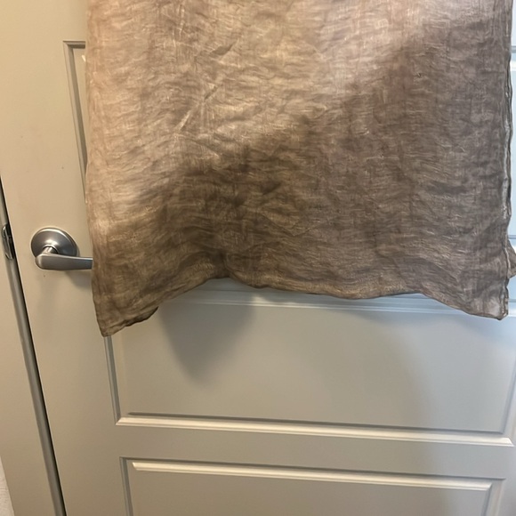 Eileen Fisher lightweight Organic Linen Cotton Ombre Scarf/ wrap - Picture 6 of 10